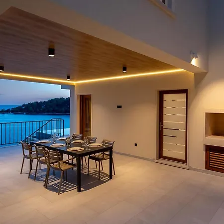 Tatil Evi Beautiful Home In Blato With Sauna