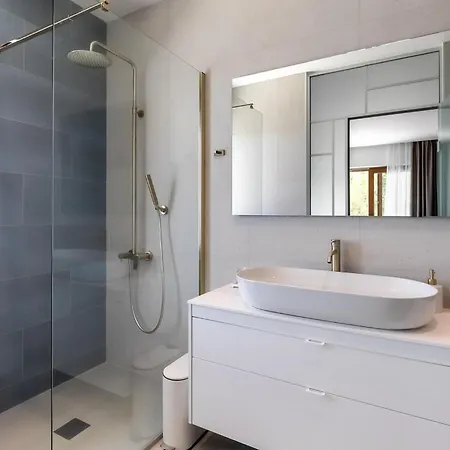 In With Wifi Дом отдыха Blato (Korcula)