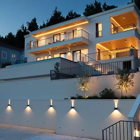Tatil Evi Beautiful Home In Blato With Sauna